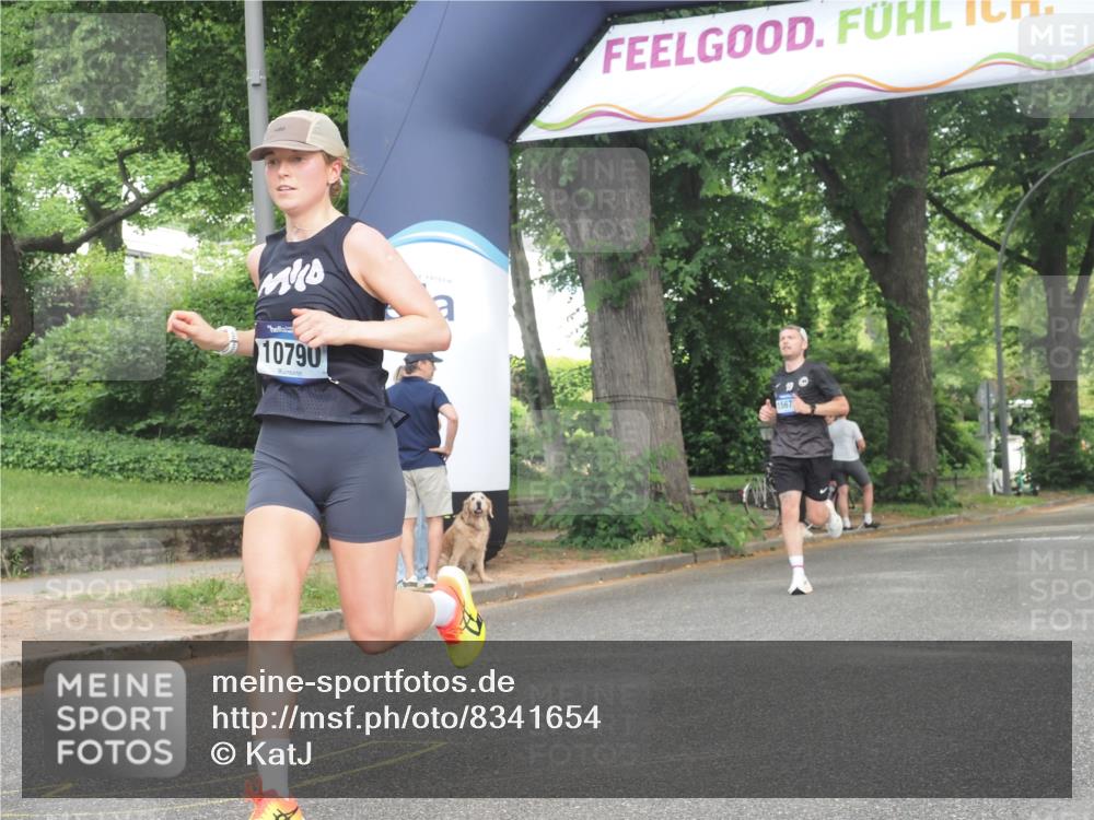 29.06.2025 - hella hamburg halbmarathon KatJ http://msf.ph/oto/8341654 29.06.2025 10:19:17 Zwischen KM18-KM19 2180, 3043, 6781, 7231 meine-sportfotos.de