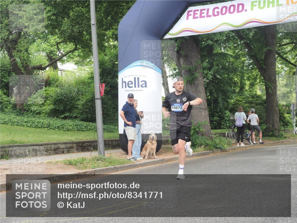 29.06.2025 - hella hamburg halbmarathon KatJ http://msf.ph/oto/8341771 29.06.2025 10:19:18 Zwischen KM18-KM19 2180, 3043, 6781, 7231 meine-sportfotos.de