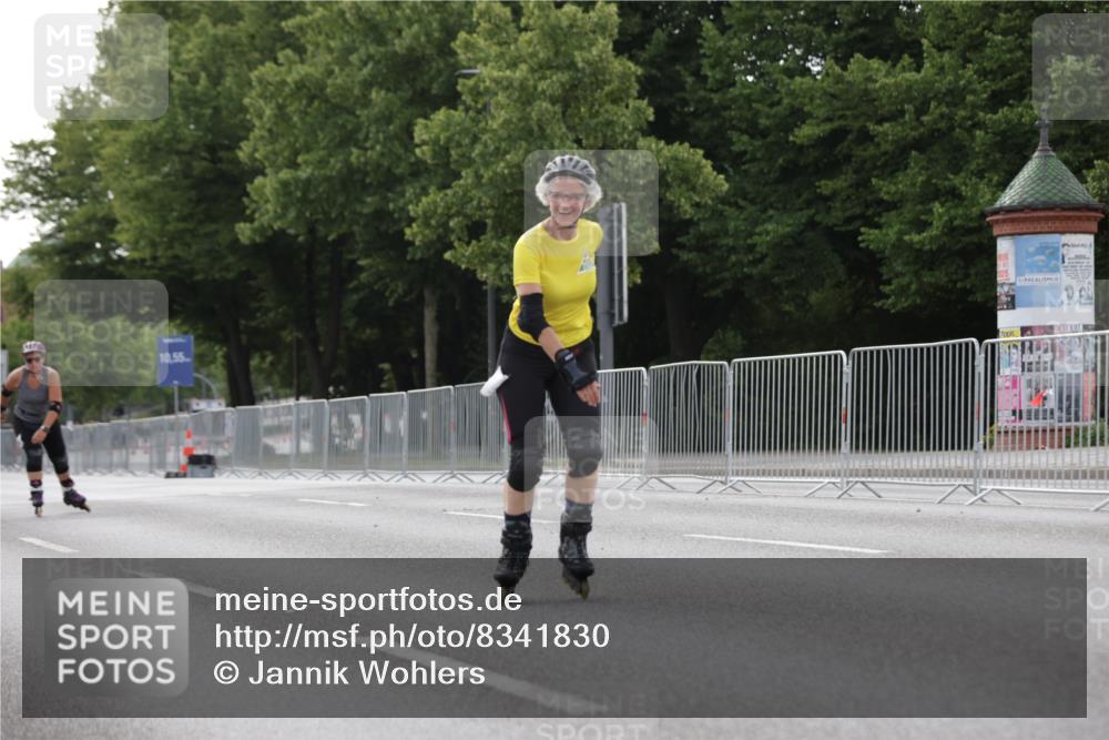 29.06.2025 - hella hamburg halbmarathon Jannik Wohlers http://msf.ph/oto/8341830 29.06.2025 09:02:21 Lombardsbrücke  meine-sportfotos.de