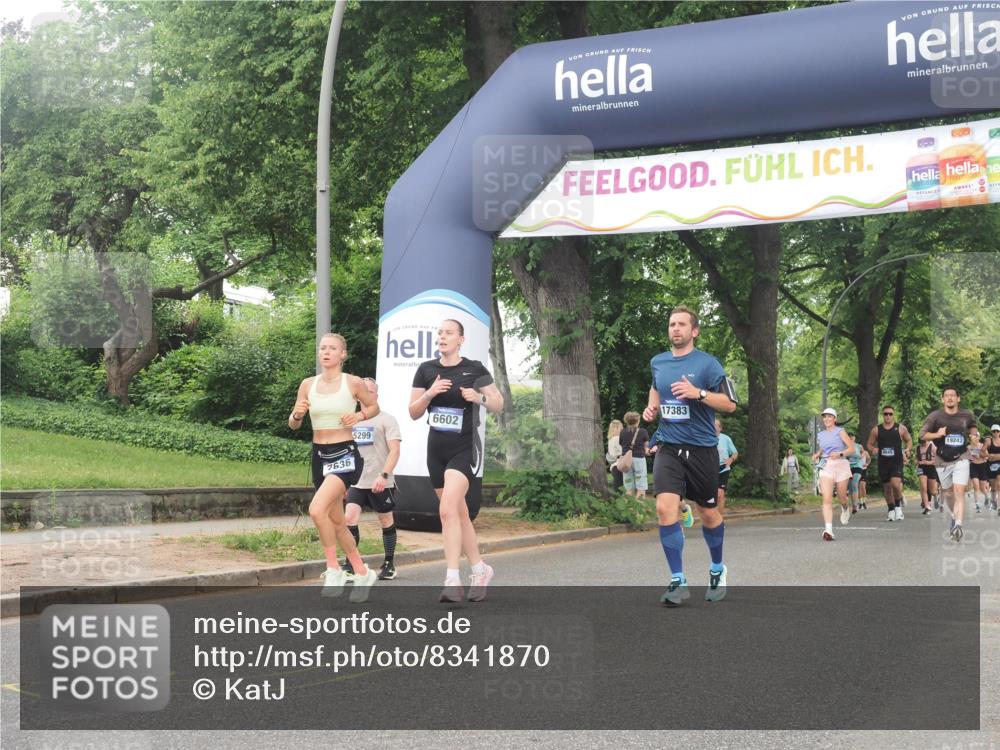 29.06.2025 - hella hamburg halbmarathon KatJ http://msf.ph/oto/8341870 29.06.2025 10:48:48 Zwischen KM18-KM19 1726, 1823, 2582, 5299, 5305, 6602, 7636, 7658, 8730 meine-sportfotos.de