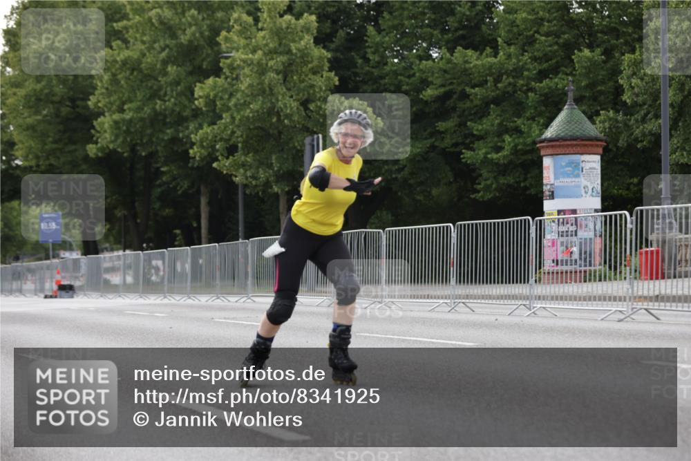29.06.2025 - hella hamburg halbmarathon Jannik Wohlers http://msf.ph/oto/8341925 29.06.2025 09:02:22 Lombardsbrücke  meine-sportfotos.de