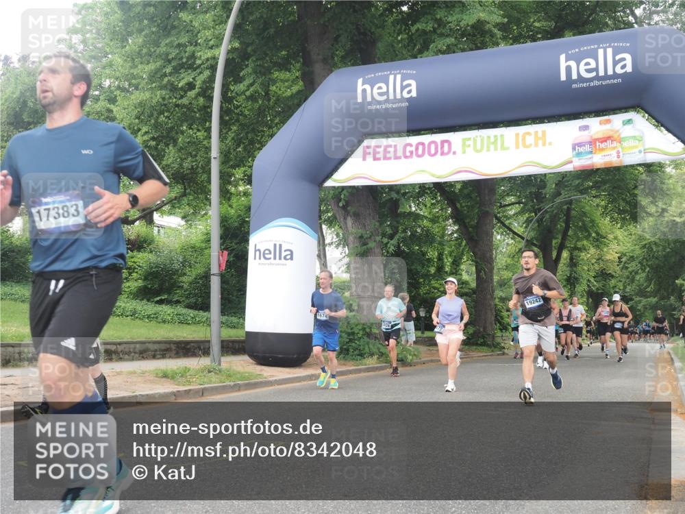 29.06.2025 - hella hamburg halbmarathon KatJ http://msf.ph/oto/8342048 29.06.2025 10:48:50 Zwischen KM18-KM19 1726, 1823, 5299, 5305, 6602, 7636, 7658, 8045, 8730 meine-sportfotos.de