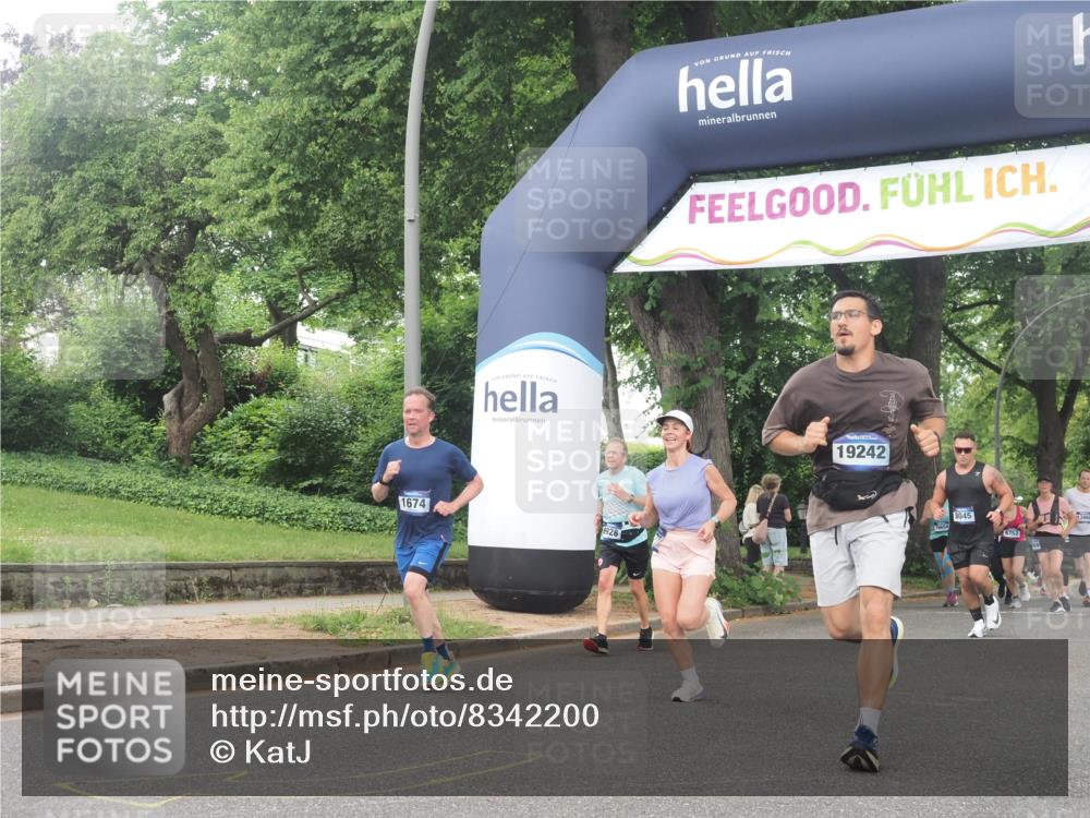 29.06.2025 - hella hamburg halbmarathon KatJ http://msf.ph/oto/8342200 29.06.2025 10:48:51 Zwischen KM18-KM19 1674, 1726, 1823, 5305, 6602, 7636, 7658, 8045, 8478 meine-sportfotos.de