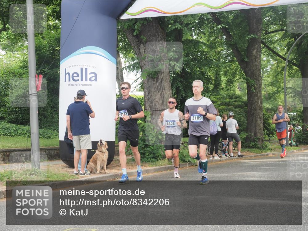 29.06.2025 - hella hamburg halbmarathon KatJ http://msf.ph/oto/8342206 29.06.2025 10:19:31 Zwischen KM18-KM19 3189, 5308 meine-sportfotos.de