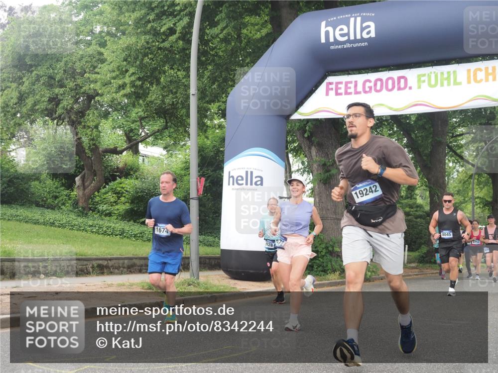 29.06.2025 - hella hamburg halbmarathon KatJ http://msf.ph/oto/8342244 29.06.2025 10:48:51 Zwischen KM18-KM19 1674, 1726, 1823, 5305, 6602, 7636, 7658, 8045, 8478 meine-sportfotos.de
