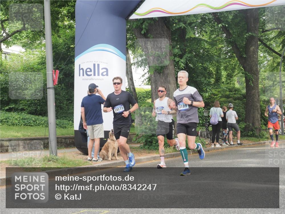 29.06.2025 - hella hamburg halbmarathon KatJ http://msf.ph/oto/8342247 29.06.2025 10:19:31 Zwischen KM18-KM19 3189, 5308 meine-sportfotos.de
