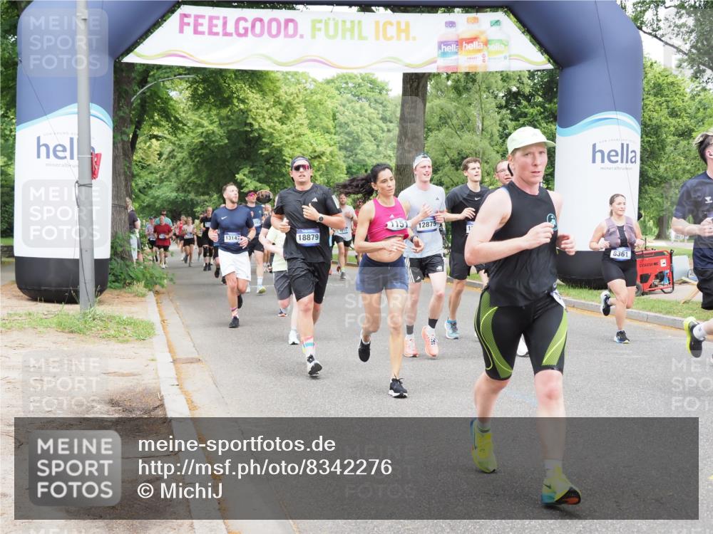 29.06.2025 - hella hamburg halbmarathon MichiJ http://msf.ph/oto/8342276 29.06.2025 10:40:18 Zwischen KM18-KM19 1151, 1258, 3952, 4029, 5907, 6481, 8361, 11217, 12321, 12379, 12482, 12875, 14791, 14805, 15446, 17773, 18729, 18879 meine-sportfotos.de