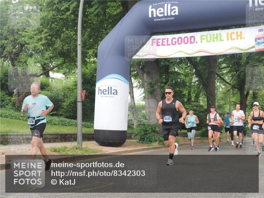 29.06.2025 - hella hamburg halbmarathon KatJ http://msf.ph/oto/8342303 29.06.2025 10:48:53 Zwischen KM18-KM19 1674, 6602, 6752, 7636, 8045, 8478 meine-sportfotos.de