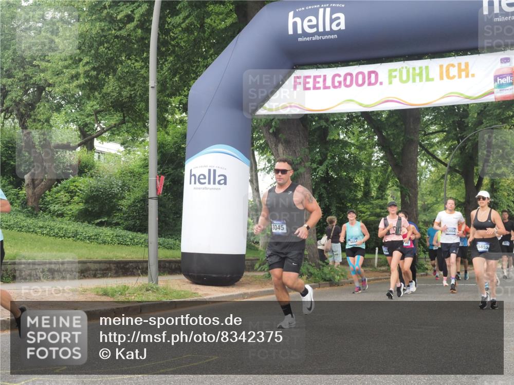 29.06.2025 - hella hamburg halbmarathon KatJ http://msf.ph/oto/8342375 29.06.2025 10:48:53 Zwischen KM18-KM19 1674, 6602, 6752, 7636, 8045, 8478 meine-sportfotos.de