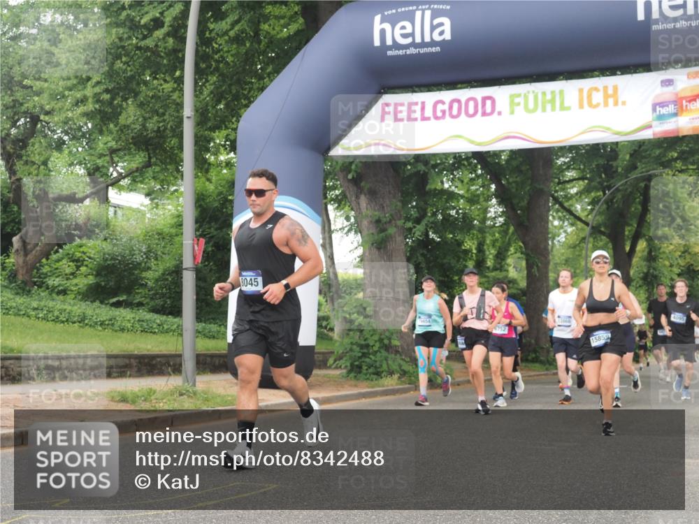 29.06.2025 - hella hamburg halbmarathon KatJ http://msf.ph/oto/8342488 29.06.2025 10:48:54 Zwischen KM18-KM19 1674, 6752, 7636, 8045, 8478 meine-sportfotos.de