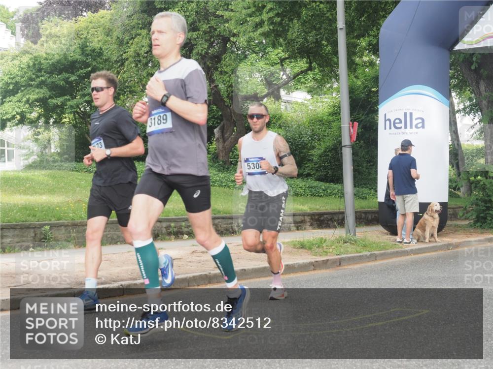 29.06.2025 - hella hamburg halbmarathon KatJ http://msf.ph/oto/8342512 29.06.2025 10:19:33 Zwischen KM18-KM19 3189, 5308 meine-sportfotos.de