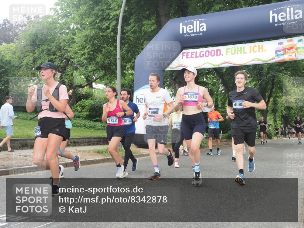 29.06.2025 - hella hamburg halbmarathon KatJ http://msf.ph/oto/8342878 29.06.2025 10:48:57 Zwischen KM18-KM19 1674, 4095, 6674, 6752, 8045, 8478 meine-sportfotos.de