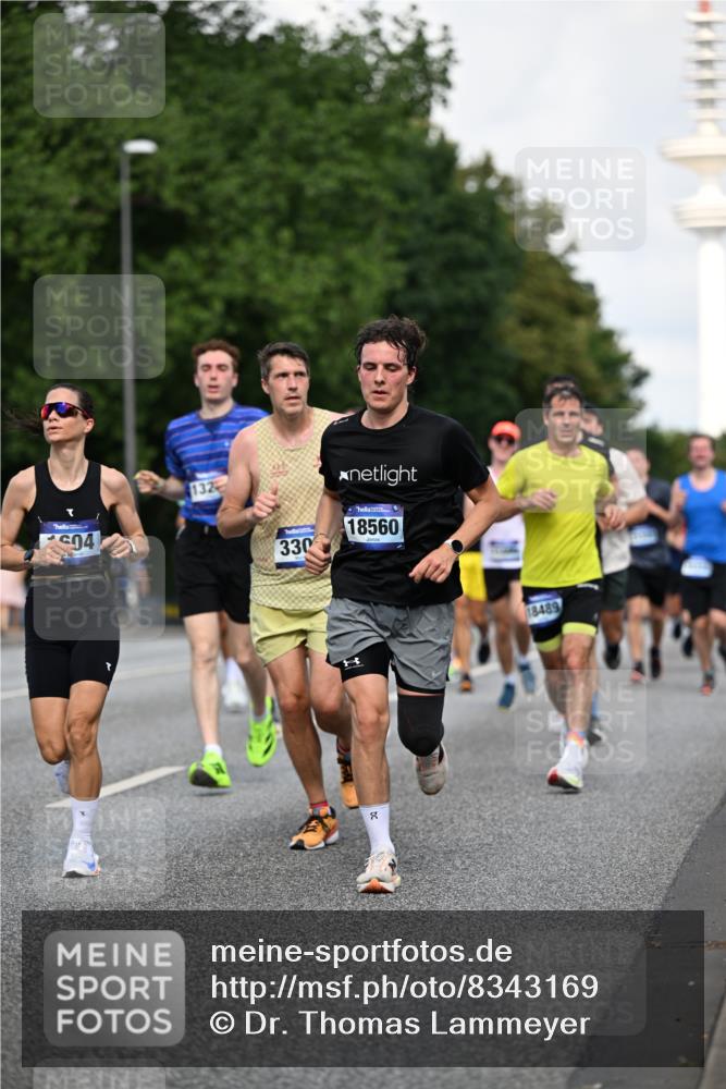 29.06.2025 - hella hamburg halbmarathon Dr. Thomas Lammeyer http://msf.ph/oto/8343169 29.06.2025 09:56:01 Kennedybrücke 1057, 1139, 1169, 1220, 1512, 1604, 3305, 3618, 4565, 4871, 4915, 5007, 5011, 5231, 5336, 6373, 6711, 7185, 7432, 7710, 7961, 8564, 8852, 9444, 10099, 10251, 10493, 10691, 10741, 11062 meine-sportfotos.de