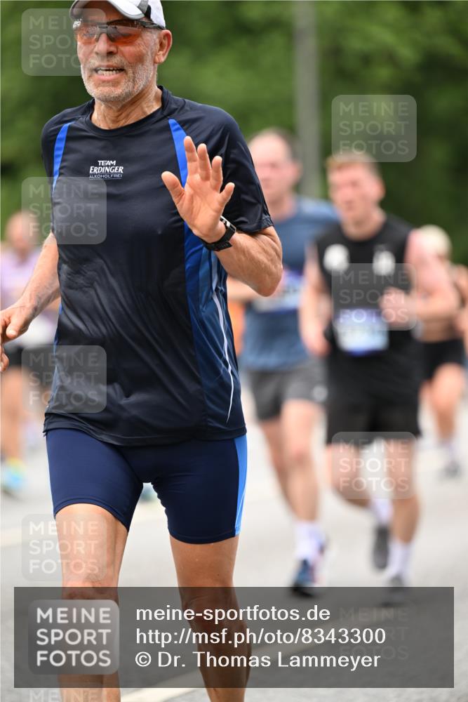 29.06.2025 - hella hamburg halbmarathon Dr. Thomas Lammeyer http://msf.ph/oto/8343300 29.06.2025 10:40:26 Kennedybrücke 1036, 1102, 1183, 1284, 1717, 2352, 2588, 3243, 3741, 3990, 4902, 4937, 5012, 5240, 5246, 5531, 5747, 5919, 6021, 6381, 6845, 6896, 7111, 7275, 7927, 8356, 8530, 9229, 9295, 9694, 9701, 10047, 10119, 10336, 10341, 10567, 11010 meine-sportfotos.de