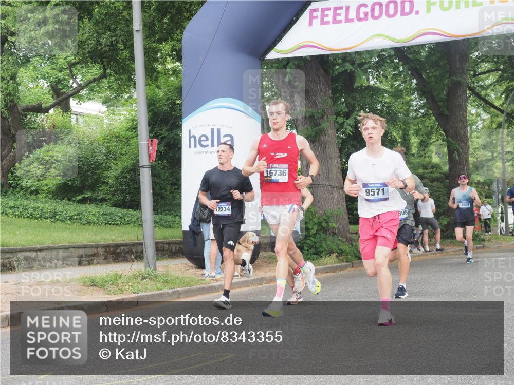 29.06.2025 - hella hamburg halbmarathon KatJ http://msf.ph/oto/8343355 29.06.2025 10:19:41 Zwischen KM18-KM19 7186 meine-sportfotos.de