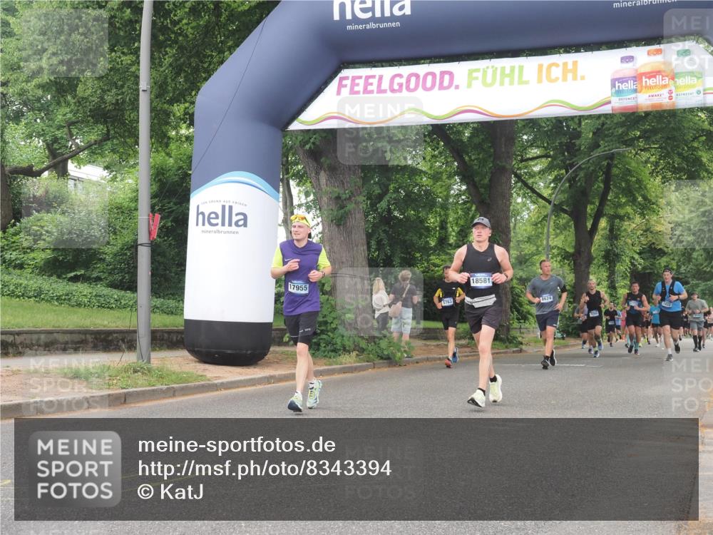 29.06.2025 - hella hamburg halbmarathon KatJ http://msf.ph/oto/8343394 29.06.2025 10:49:08 Zwischen KM18-KM19 6631, 8176 meine-sportfotos.de