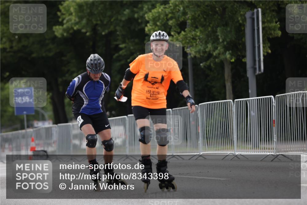 29.06.2025 - hella hamburg halbmarathon Jannik Wohlers http://msf.ph/oto/8343398 29.06.2025 09:02:33 Lombardsbrücke  meine-sportfotos.de