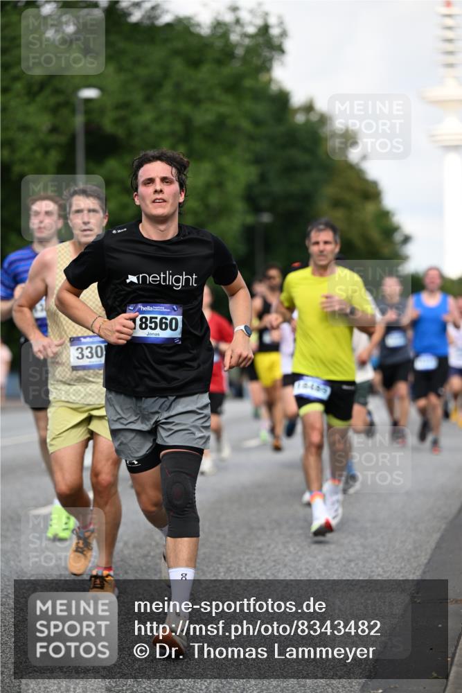 29.06.2025 - hella hamburg halbmarathon Dr. Thomas Lammeyer http://msf.ph/oto/8343482 29.06.2025 09:56:02 Kennedybrücke 1057, 1139, 1169, 1220, 1512, 1604, 3305, 3618, 4080, 4565, 4871, 4915, 5007, 5011, 5231, 5336, 6373, 6711, 7185, 7432, 7710, 7865, 7961, 8564, 8852, 9444, 10099, 10251, 10493, 10691, 10741 meine-sportfotos.de