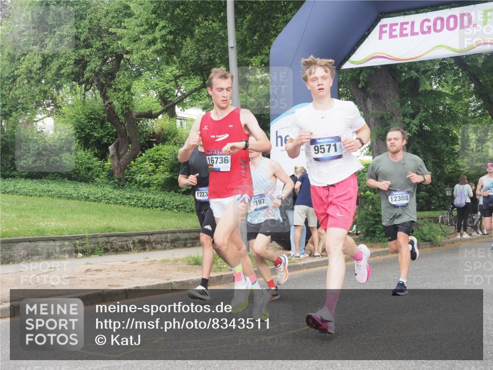 29.06.2025 - hella hamburg halbmarathon KatJ http://msf.ph/oto/8343511 29.06.2025 10:19:42 Zwischen KM18-KM19 7186 meine-sportfotos.de