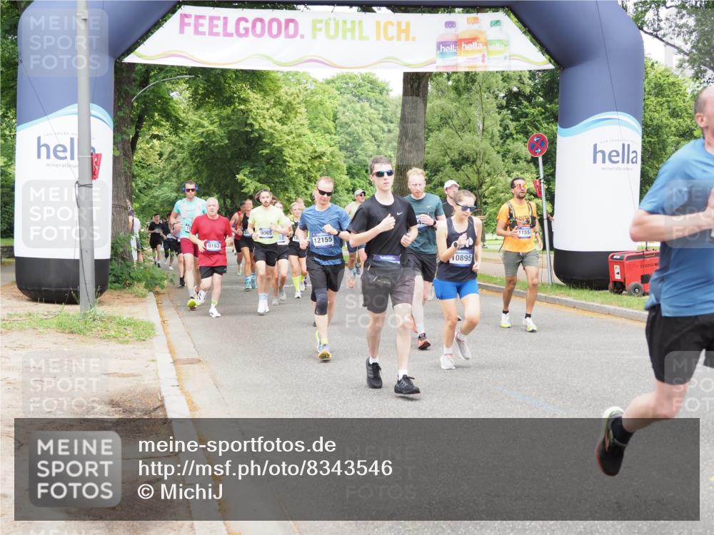 29.06.2025 - hella hamburg halbmarathon MichiJ http://msf.ph/oto/8343546 29.06.2025 10:40:24 Zwischen KM18-KM19 1061, 1549, 2082, 4770, 5907, 6511, 6512, 6628, 7177, 7274, 8361, 10895, 11217, 11551, 11588, 11589, 11604, 12155, 12482, 12712, 13147, 14791, 15430, 15446, 15502, 16986, 18879, 18915 meine-sportfotos.de