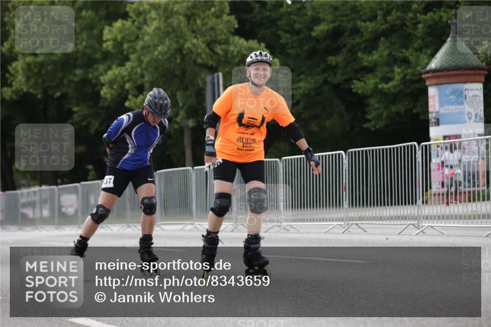 29.06.2025 - hella hamburg halbmarathon Jannik Wohlers http://msf.ph/oto/8343659 29.06.2025 09:02:34 Lombardsbrücke  meine-sportfotos.de