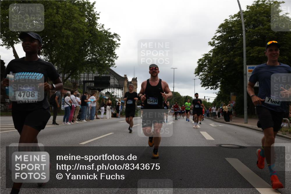29.06.2025 - hella hamburg halbmarathon Yannick Fuchs http://msf.ph/oto/8343675 29.06.2025 10:52:19 20KM 1319, 1595, 1833, 2159, 2250, 2619, 2656, 2840, 2996, 3251, 4319, 4502, 4550, 4708, 4767, 5277, 5341, 5675, 6138, 6147, 6592, 7082, 7189, 7659, 7856, 8089, 8322, 8585, 9230, 10020, 10268, 10319, 10518, 10703, 11394, 11605, 11808, 11846, 12378, 12495, 12585, 12734, 12735, 12879, 13287, 13512, 13654, 13694, 13816, 13880, 14266, 14673, 15197, 15434, 15527, 16189, 17531, 17814, 17827, 18180, 18492, 18727, 18985 meine-sportfotos.de