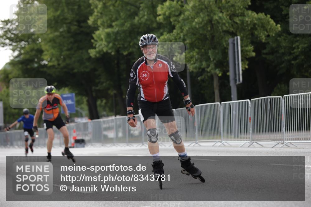 29.06.2025 - hella hamburg halbmarathon Jannik Wohlers http://msf.ph/oto/8343781 29.06.2025 09:02:37 Lombardsbrücke  meine-sportfotos.de