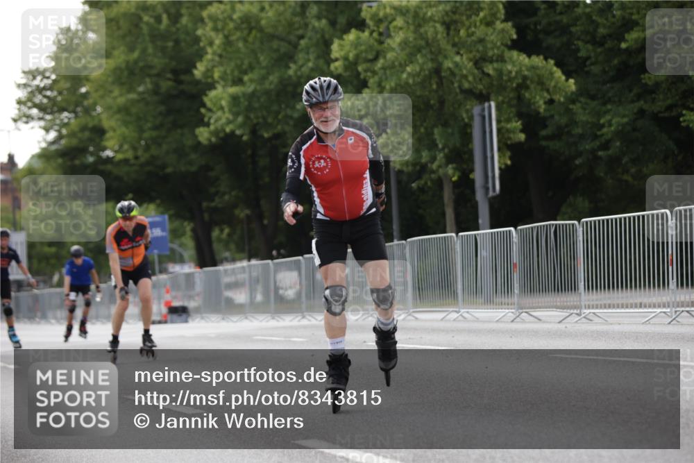 29.06.2025 - hella hamburg halbmarathon Jannik Wohlers http://msf.ph/oto/8343815 29.06.2025 09:02:37 Lombardsbrücke  meine-sportfotos.de