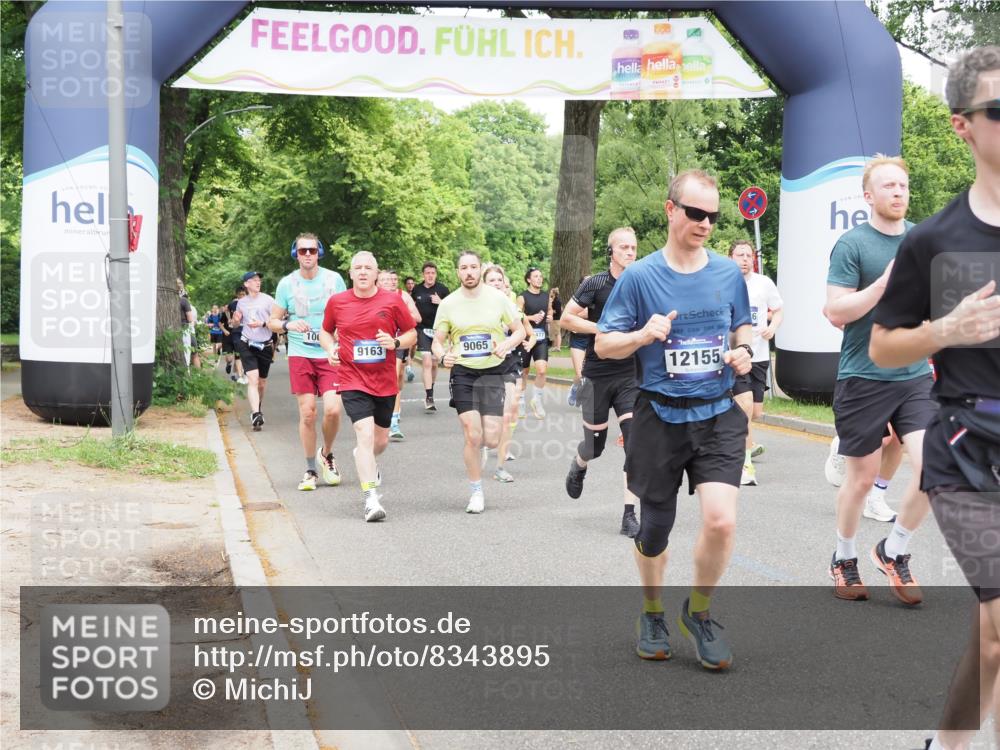 29.06.2025 - hella hamburg halbmarathon MichiJ http://msf.ph/oto/8343895 29.06.2025 10:40:25 Zwischen KM18-KM19 1061, 1549, 2082, 4770, 6511, 6512, 6628, 7177, 7274, 8361, 9065, 10895, 11551, 11588, 11589, 11604, 12155, 12482, 12712, 13147, 15430, 15502, 15690, 16986, 18831, 18879, 18915 meine-sportfotos.de