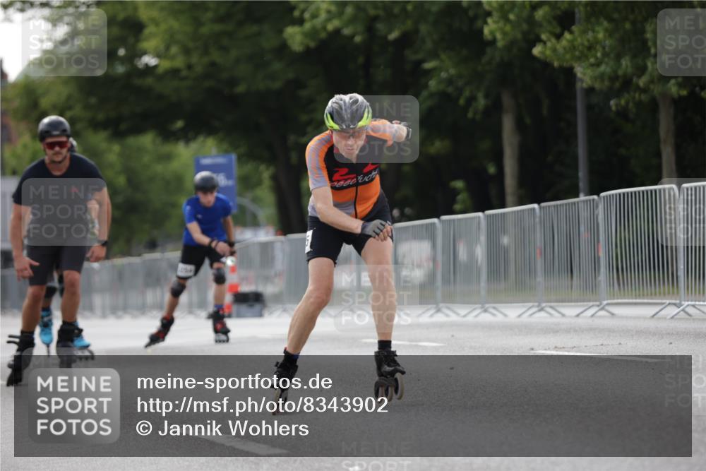 29.06.2025 - hella hamburg halbmarathon Jannik Wohlers http://msf.ph/oto/8343902 29.06.2025 09:02:38 Lombardsbrücke  meine-sportfotos.de