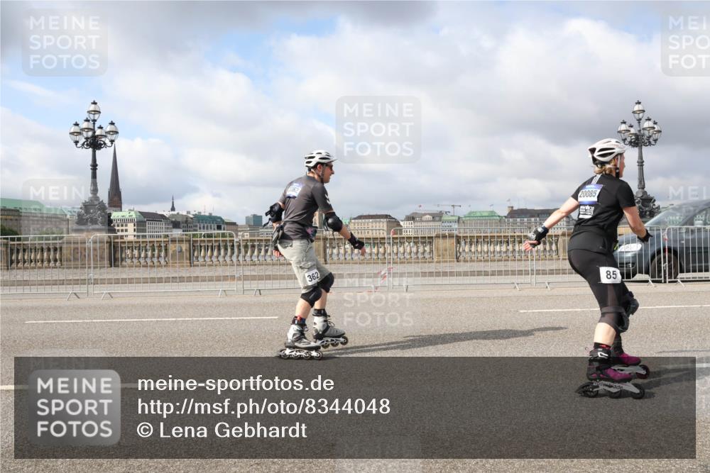 29.06.2025 - hella hamburg halbmarathon Lena Gebhardt http://msf.ph/oto/8344048 29.06.2025 09:09:07 Lombardsbrücke 362, 362, 20085, 85 meine-sportfotos.de