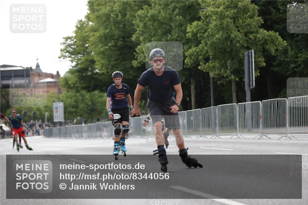 29.06.2025 - hella hamburg halbmarathon Jannik Wohlers http://msf.ph/oto/8344056 29.06.2025 09:02:40 Lombardsbrücke  meine-sportfotos.de
