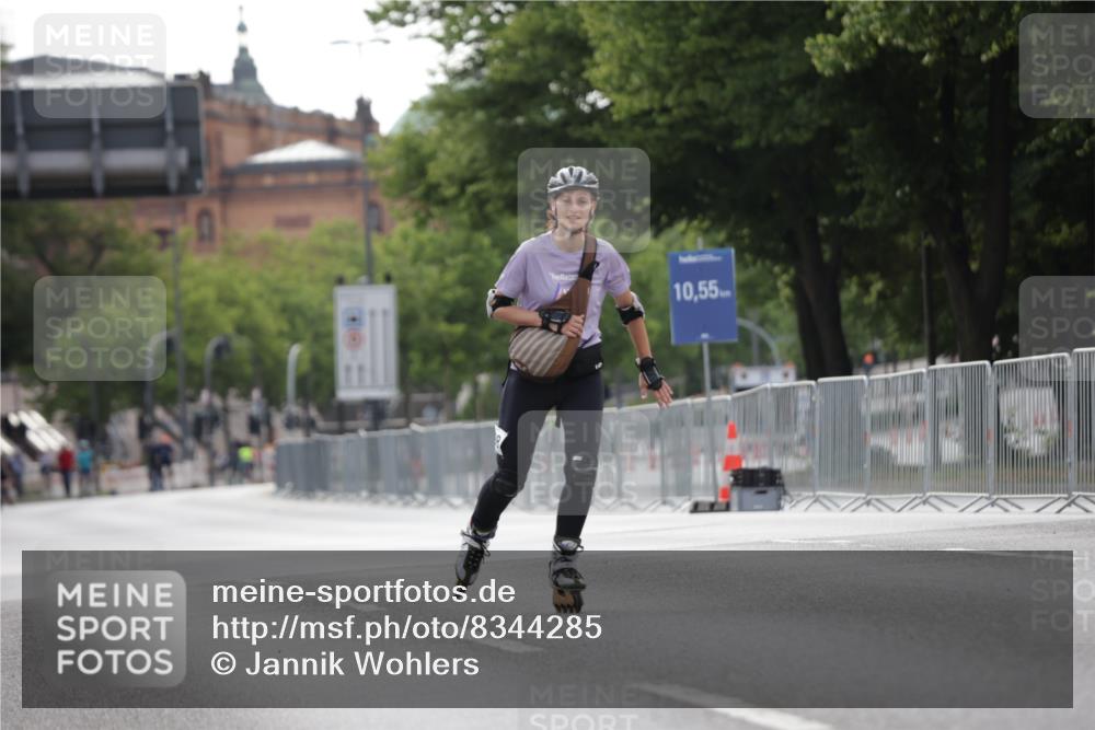 29.06.2025 - hella hamburg halbmarathon Jannik Wohlers http://msf.ph/oto/8344285 29.06.2025 09:02:48 Lombardsbrücke  meine-sportfotos.de