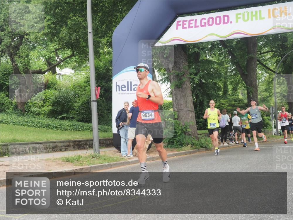 29.06.2025 - hella hamburg halbmarathon KatJ http://msf.ph/oto/8344333 29.06.2025 10:19:48 Zwischen KM18-KM19 3845 meine-sportfotos.de