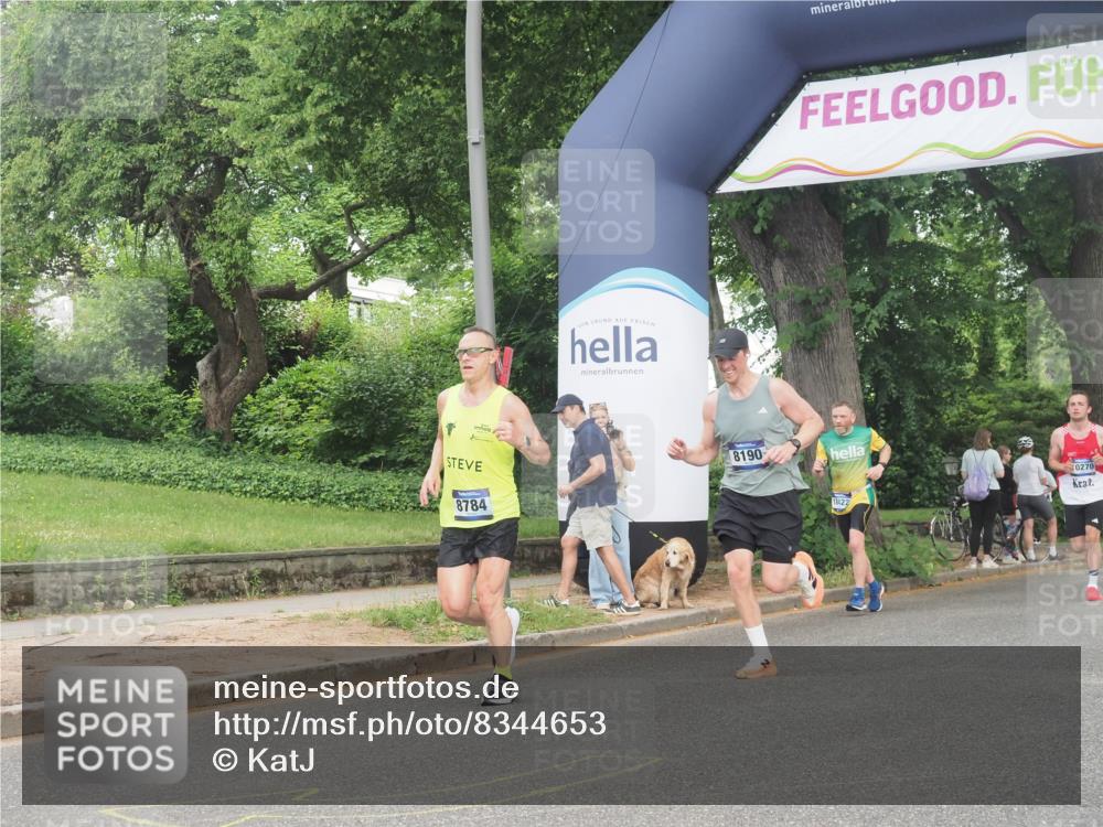 29.06.2025 - hella hamburg halbmarathon KatJ http://msf.ph/oto/8344653 29.06.2025 10:19:50 Zwischen KM18-KM19 3845, 8190 meine-sportfotos.de