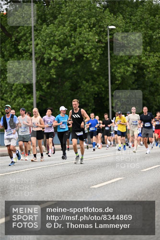 29.06.2025 - hella hamburg halbmarathon Dr. Thomas Lammeyer http://msf.ph/oto/8344869 29.06.2025 10:40:33 Kennedybrücke 1036, 1102, 1183, 1224, 1284, 3243, 3741, 3990, 4902, 4937, 5012, 5171, 5240, 5246, 5540, 5747, 5919, 6021, 6381, 6417, 6896, 7927, 8530, 9229, 9295, 9694, 9701, 10119, 10336, 10341, 10531 meine-sportfotos.de