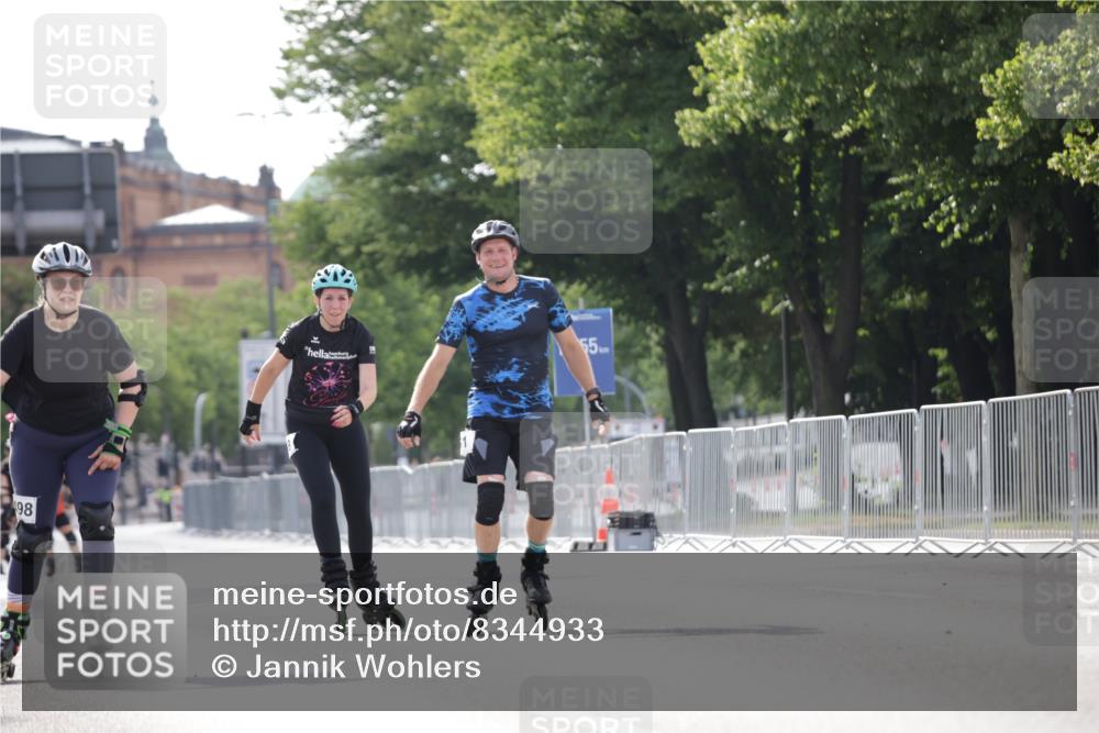 29.06.2025 - hella hamburg halbmarathon Jannik Wohlers http://msf.ph/oto/8344933 29.06.2025 09:03:03 Lombardsbrücke  meine-sportfotos.de