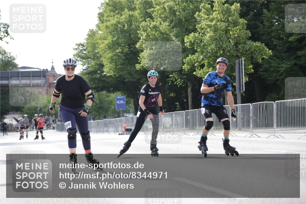 29.06.2025 - hella hamburg halbmarathon Jannik Wohlers http://msf.ph/oto/8344971 29.06.2025 09:03:05 Lombardsbrücke  meine-sportfotos.de