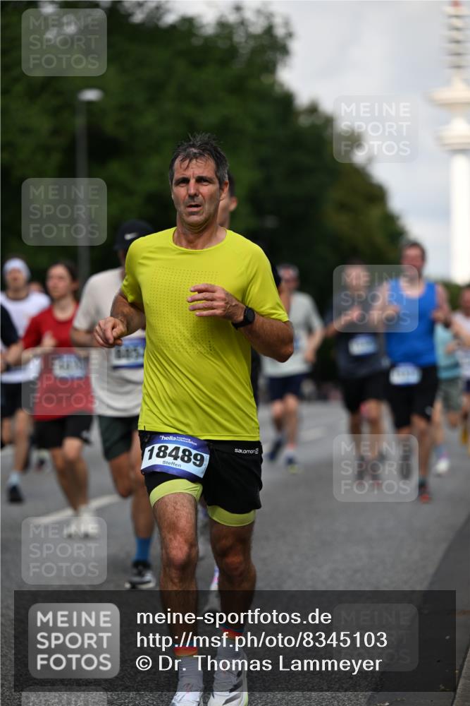 29.06.2025 - hella hamburg halbmarathon Dr. Thomas Lammeyer http://msf.ph/oto/8345103 29.06.2025 09:56:04 Kennedybrücke 1057, 1139, 1169, 1220, 1512, 1604, 3305, 4080, 4565, 4871, 4915, 5007, 5011, 5336, 6373, 6711, 7185, 7432, 7451, 7710, 7865, 7961, 8467, 8564, 8852, 9444, 10099, 10251, 10493, 10691, 10741 meine-sportfotos.de