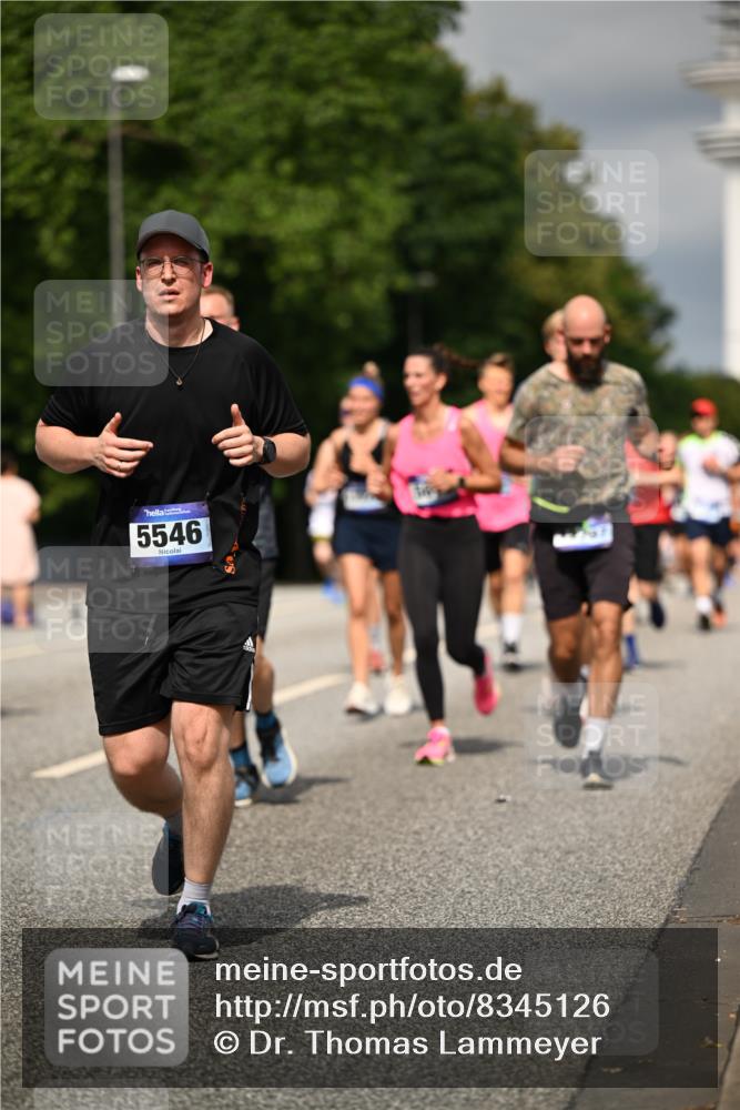 29.06.2025 - hella hamburg halbmarathon Dr. Thomas Lammeyer http://msf.ph/oto/8345126 29.06.2025 10:18:18 Kennedybrücke 1131, 1406, 1480, 2990, 3020, 3154, 3728, 3756, 3834, 3939, 5191, 5546, 5670, 6028, 6083, 6089, 6366, 7209, 7442, 7802, 7840, 7991, 8001, 8147, 8409, 9663, 9845, 10610, 10977, 11355 meine-sportfotos.de