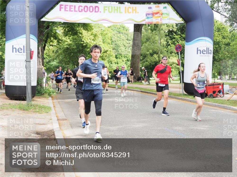29.06.2025 - hella hamburg halbmarathon MichiJ http://msf.ph/oto/8345291 29.06.2025 10:40:32 Zwischen KM18-KM19 1061, 1499, 2074, 6628, 6877, 6897, 7232, 9065, 9163, 12490, 13803, 15430, 15690, 16357, 16477, 16986, 17130, 18487, 18831, 18915, 19244 meine-sportfotos.de