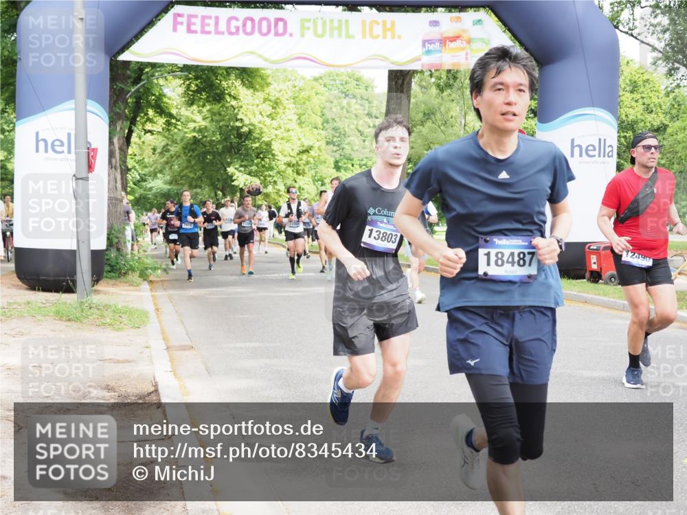 29.06.2025 - hella hamburg halbmarathon MichiJ http://msf.ph/oto/8345434 29.06.2025 10:40:33 Zwischen KM18-KM19 1499, 2074, 3999, 6877, 6897, 7232, 9065, 9163, 12490, 13803, 15690, 16357, 16477, 17130, 18487, 18831, 19244 meine-sportfotos.de