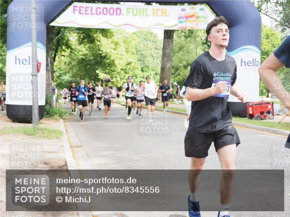 29.06.2025 - hella hamburg halbmarathon MichiJ http://msf.ph/oto/8345556 29.06.2025 10:40:34 Zwischen KM18-KM19 1499, 2074, 3999, 6877, 6897, 7232, 9163, 12490, 13033, 13803, 13865, 16357, 16477, 17130, 18487, 19244 meine-sportfotos.de