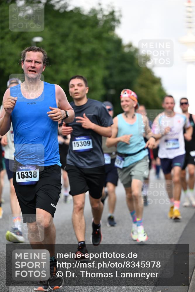 29.06.2025 - hella hamburg halbmarathon Dr. Thomas Lammeyer http://msf.ph/oto/8345978 29.06.2025 09:56:07 Kennedybrücke 1057, 1139, 1169, 1220, 1415, 1512, 1604, 2233, 3109, 3305, 4080, 4871, 4915, 5007, 5011, 5336, 5477, 6373, 6711, 7067, 7191, 7432, 7451, 7710, 7865, 7961, 8467, 8852, 9444, 10099, 10251, 10493, 10691, 10741 meine-sportfotos.de