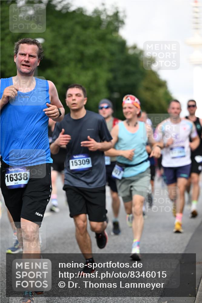 29.06.2025 - hella hamburg halbmarathon Dr. Thomas Lammeyer http://msf.ph/oto/8346015 29.06.2025 09:56:07 Kennedybrücke 1057, 1139, 1169, 1220, 1415, 1512, 1604, 2233, 3109, 3305, 4080, 4871, 4915, 5007, 5011, 5336, 5477, 6373, 6711, 7067, 7191, 7432, 7451, 7710, 7865, 7961, 8467, 8852, 9444, 10099, 10251, 10493, 10691, 10741 meine-sportfotos.de