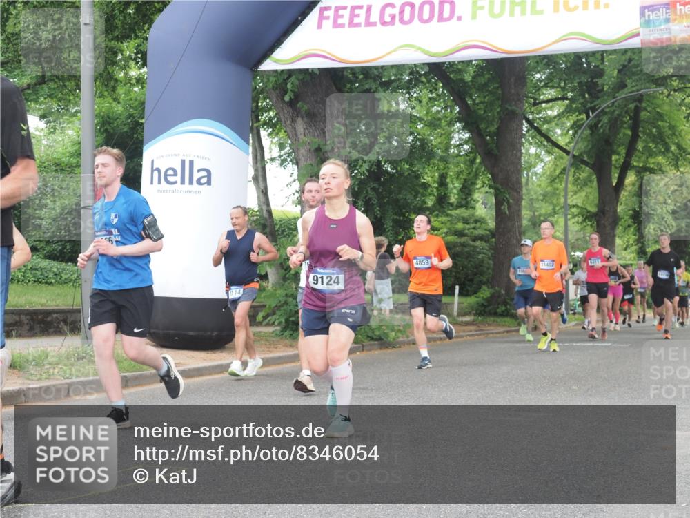 29.06.2025 - hella hamburg halbmarathon KatJ http://msf.ph/oto/8346054 29.06.2025 10:49:37 Zwischen KM18-KM19 1114, 1940, 4511, 4859, 7869 meine-sportfotos.de