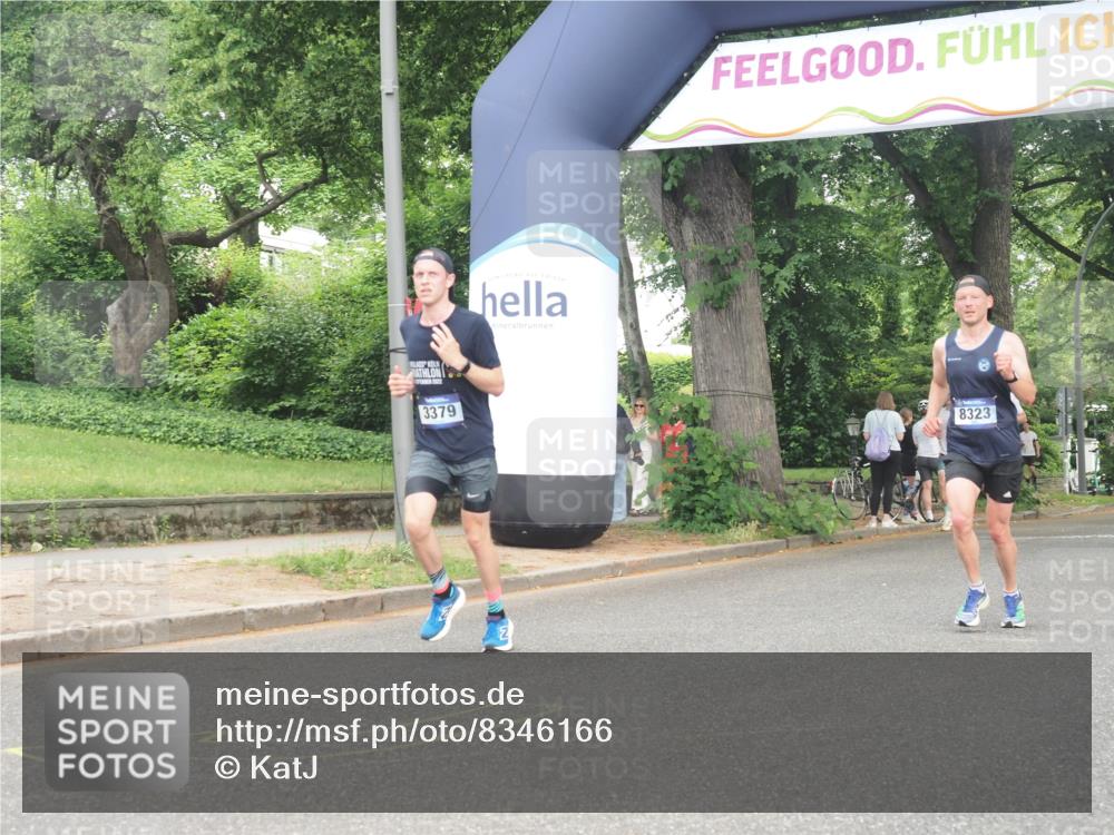 29.06.2025 - hella hamburg halbmarathon KatJ http://msf.ph/oto/8346166 29.06.2025 10:20:02 Zwischen KM18-KM19 3379, 8323 meine-sportfotos.de