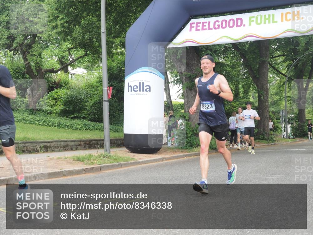 29.06.2025 - hella hamburg halbmarathon KatJ http://msf.ph/oto/8346338 29.06.2025 10:20:02 Zwischen KM18-KM19 3379, 8323 meine-sportfotos.de