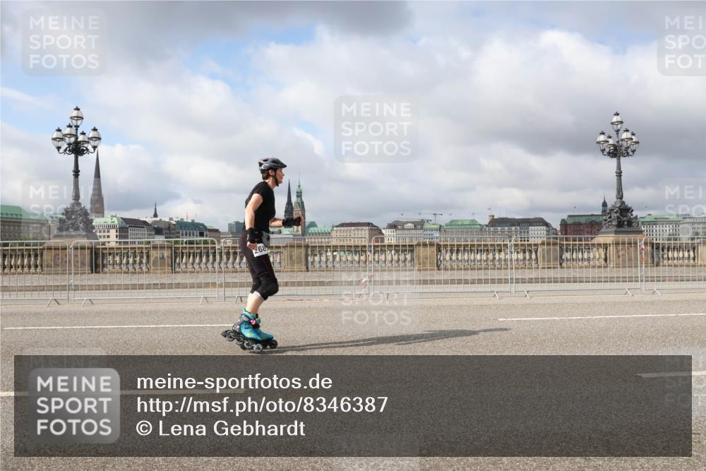 29.06.2025 - hella hamburg halbmarathon Lena Gebhardt http://msf.ph/oto/8346387 29.06.2025 09:09:09 Lombardsbrücke 68 meine-sportfotos.de