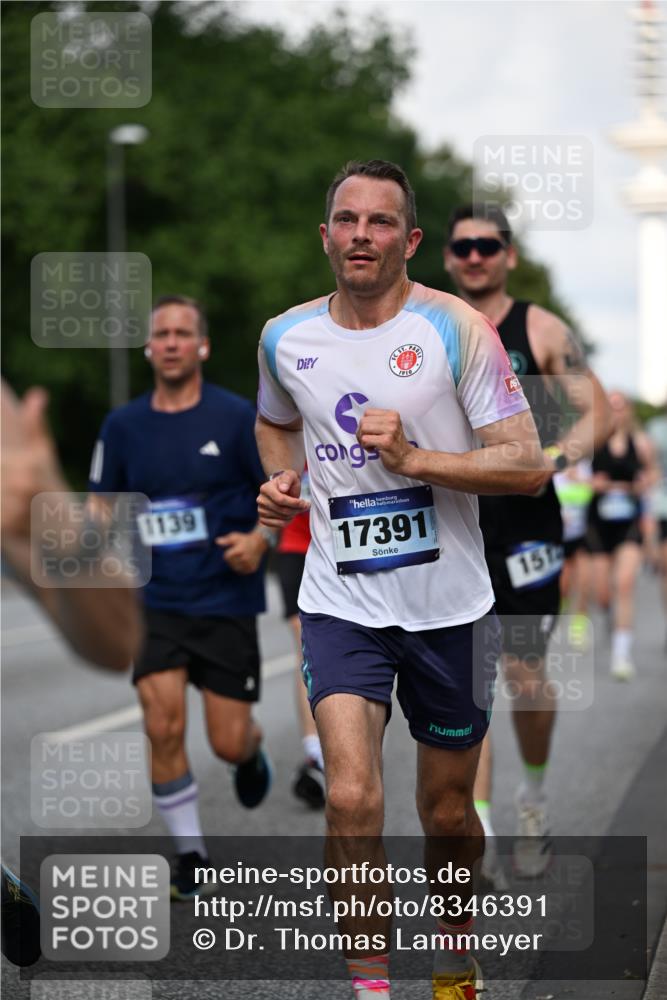 29.06.2025 - hella hamburg halbmarathon Dr. Thomas Lammeyer http://msf.ph/oto/8346391 29.06.2025 09:56:10 Kennedybrücke 1139, 1169, 1220, 1415, 1512, 1604, 2233, 3109, 3124, 3305, 4080, 4691, 4915, 5007, 5011, 5336, 5477, 6373, 6711, 7067, 7191, 7432, 7451, 7865, 7961, 8467, 8852, 9444, 10099, 10251, 10493, 10741, 10796 meine-sportfotos.de
